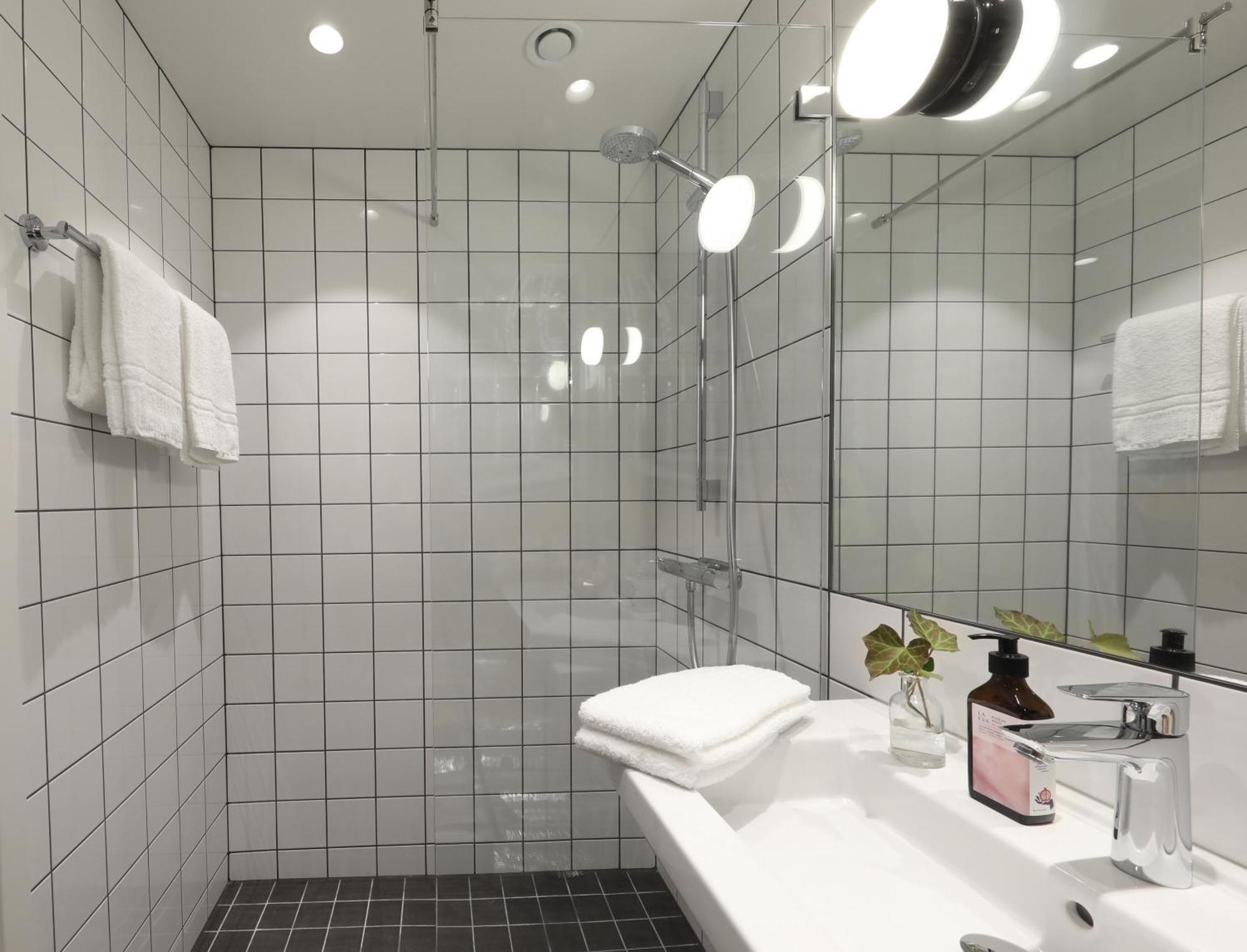 Best Western Plus Ten Hotel Upplands-Vasby Bagian luar foto